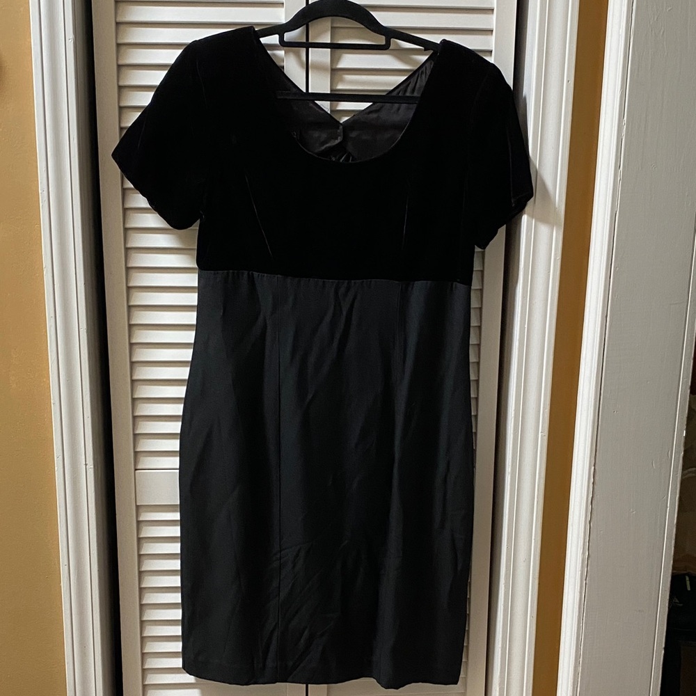 Vintage 80s/90s black formal dress